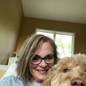 Meet your Posher, Julie